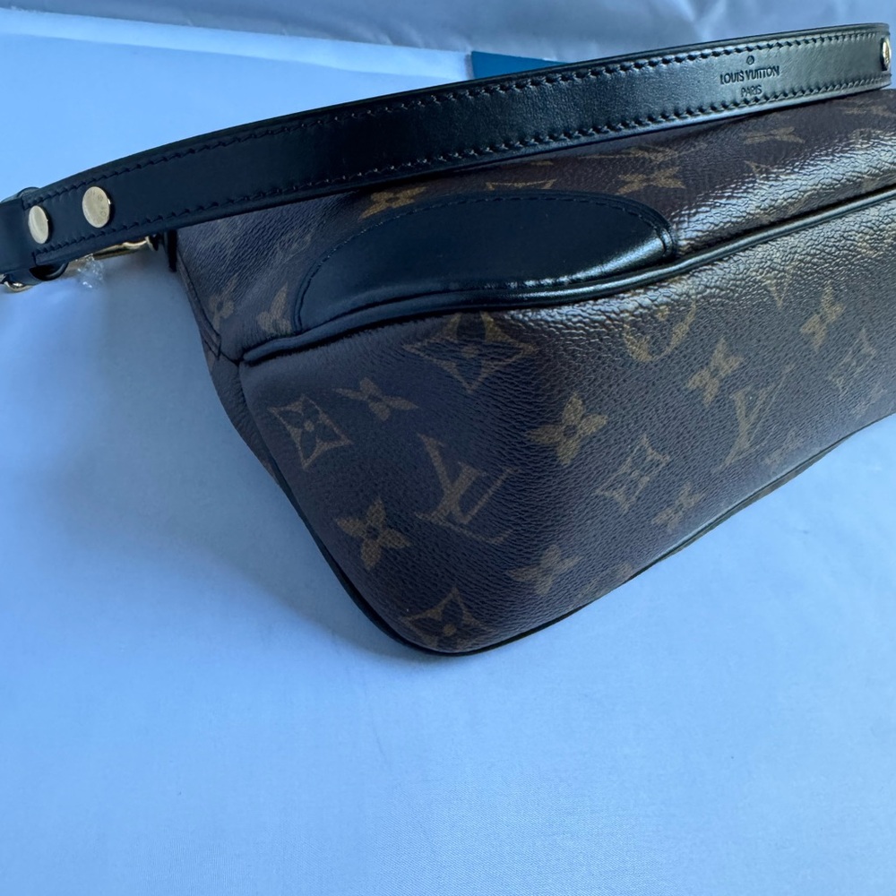 Louis Vuitton Boulogne PM - Picture 4 of 10